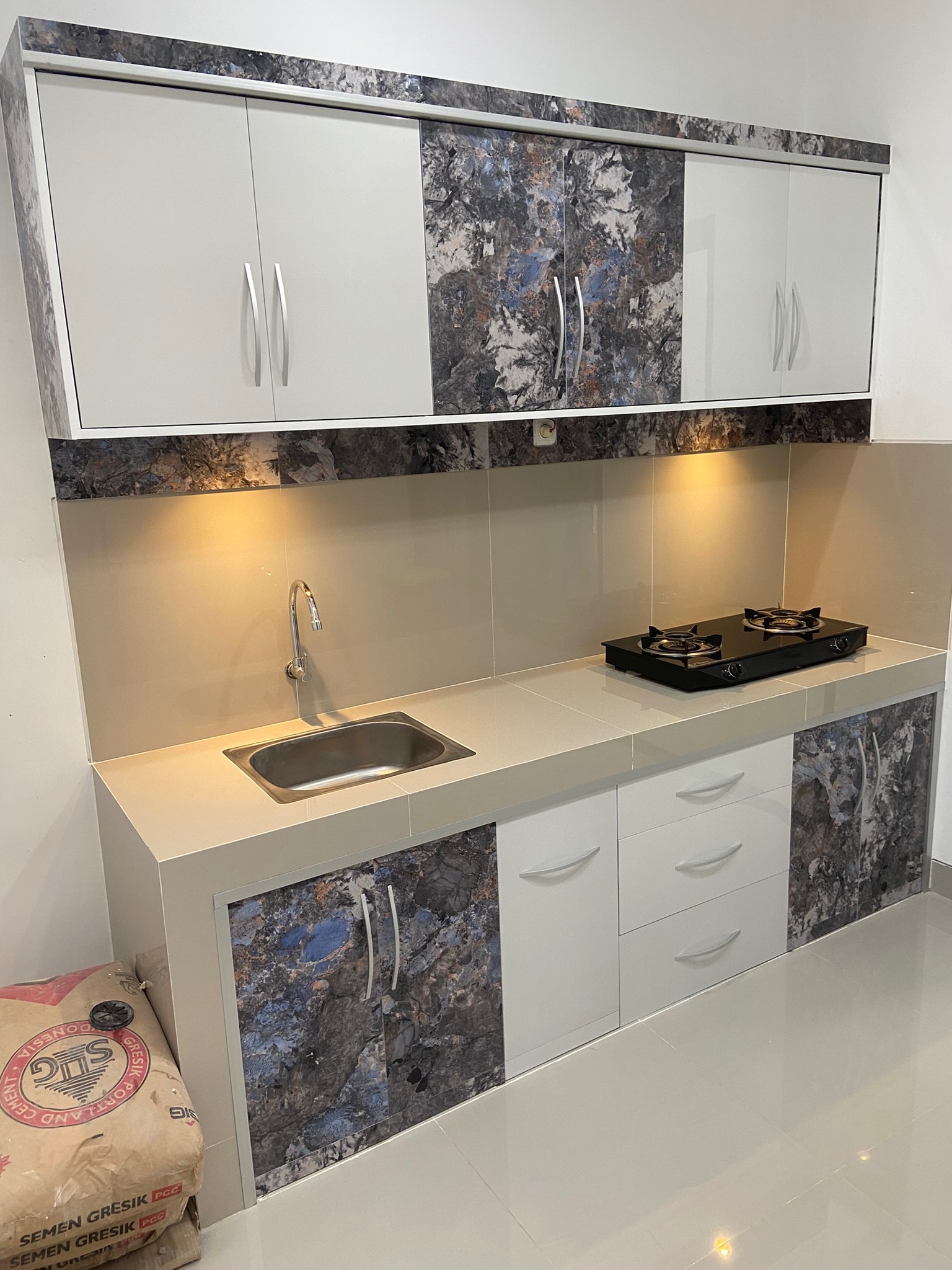 Proyek Kitchen Set MDM